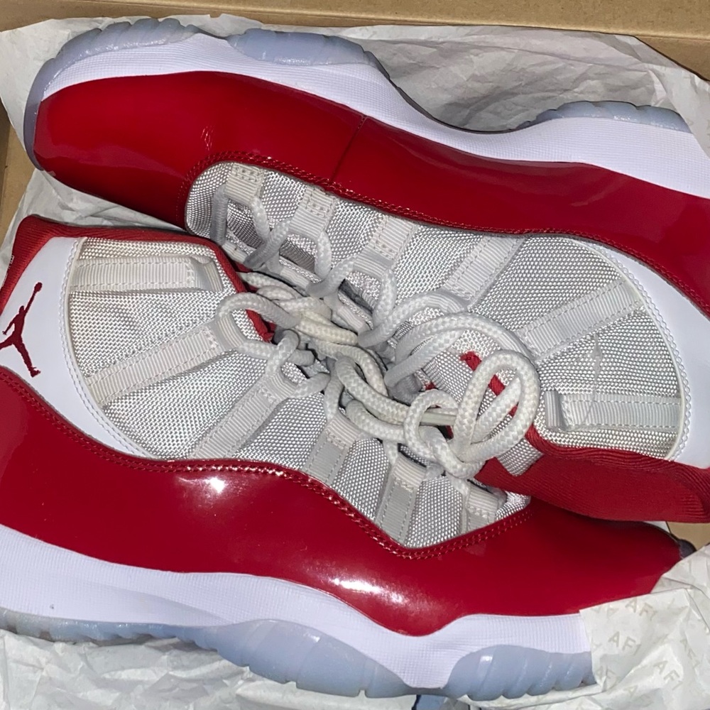 Air Jordan 11 “Cherry”